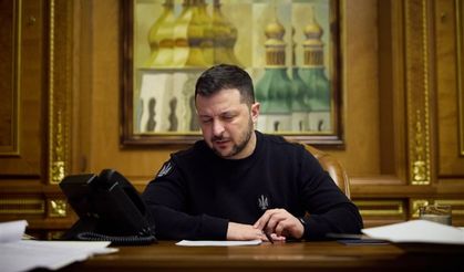 Zelenski: Topçu ve füze birliklerimizde görev yapan her bir askere minnettarım