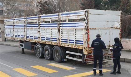Diyarbakır Zabıtası'ndan ağır tonajlı araçlar için park uyarısı