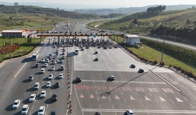4 günde otoyolları 8,4 milyon araç kullandı