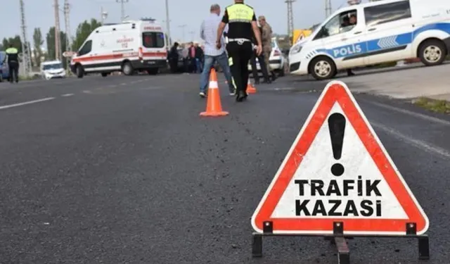 Antalya Kumluca’da araçtan mucize kurtuluş!