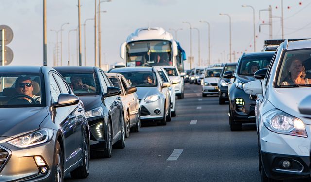Bayramda, otoyollardan 8 milyon 425 bin araç geçiş yaptı
