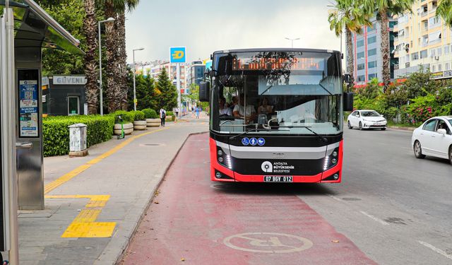 Antalya Büyükşehir Belediyesi'ne ait toplu ulaşım araçları 19 Mayıs’ta ücretsiz