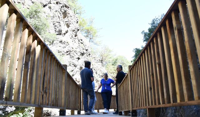 Karaçay Şelalesi Kanyon Yürüyüş Yolu Projesi hızla ilerliyor