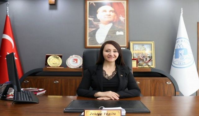 Başkan Tekin,  sağlık çalışanlarının 14 Mart Tıp Bayramı'nı kutladı