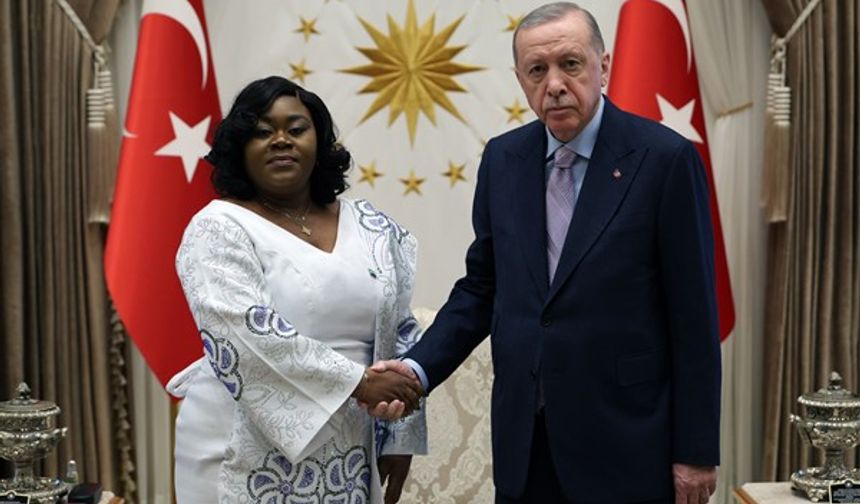 Cumhurbaşkanı Erdoğan, Sierra Leone Büyükelçisi Francess Anderson’u kabul etti