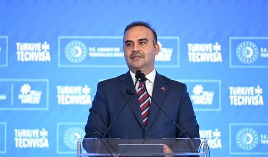 Bakan Kacır’dan araçlarda gelişmiş güvenlik sistemi açıklaması