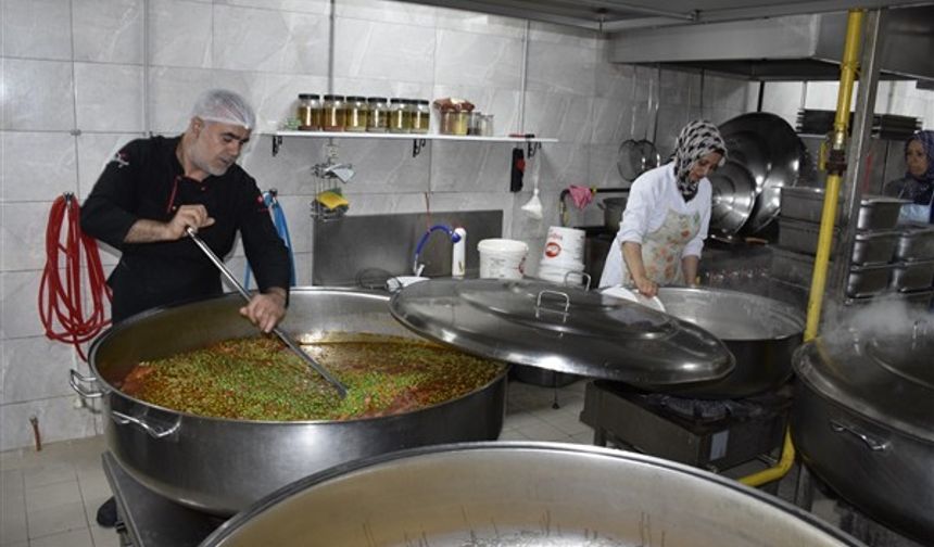 Karabatı: Dayanışma ruhu en güzel Karacabey’de yaşanıyor