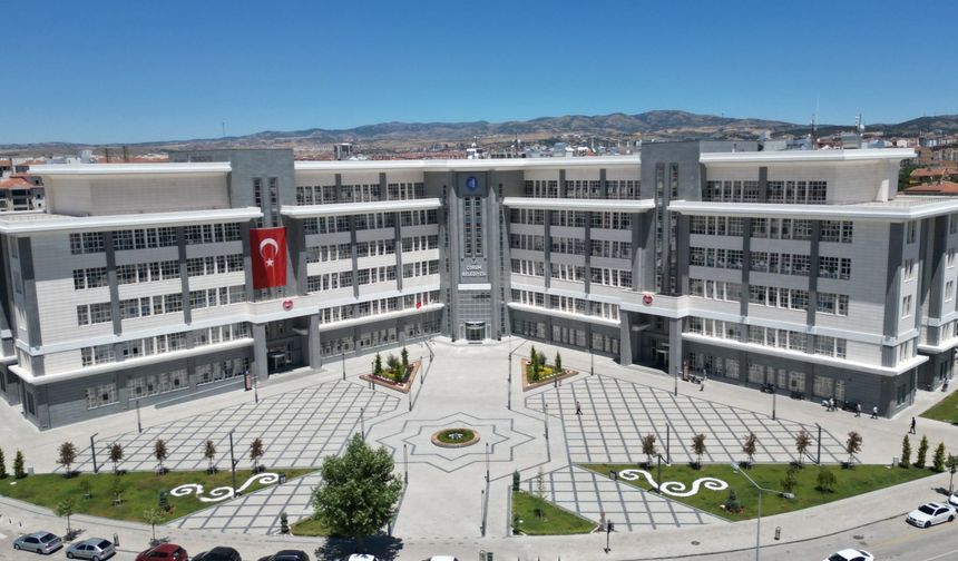 Çorum Belediyesi, araç ve iş makinesi filosunu güçlendiriyor
